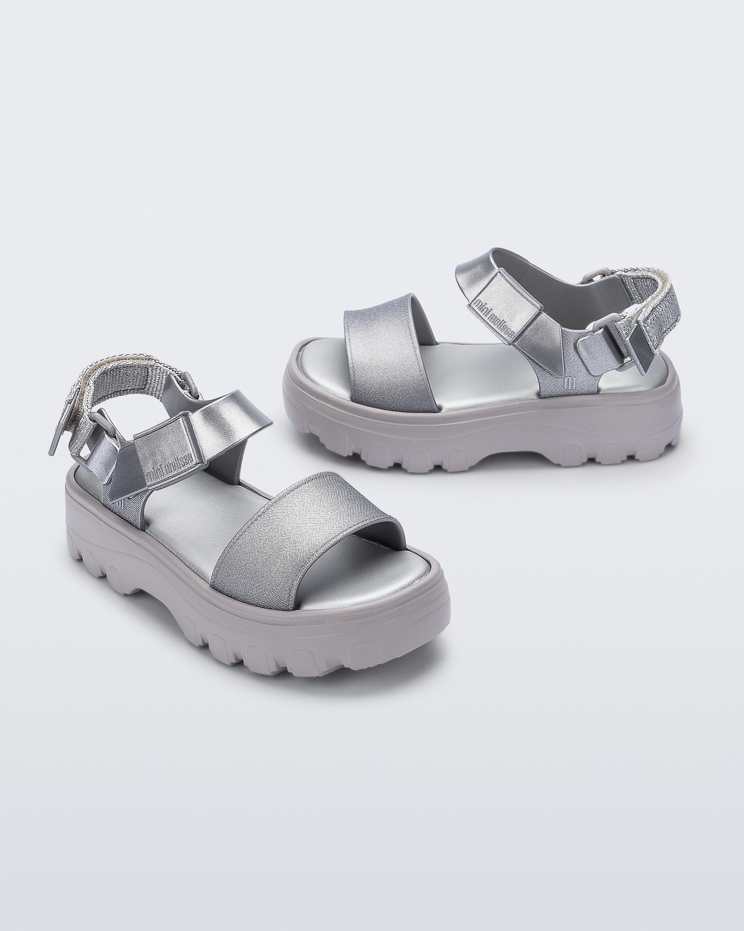 35692 Melissa Kick Off Sandal Sandalet