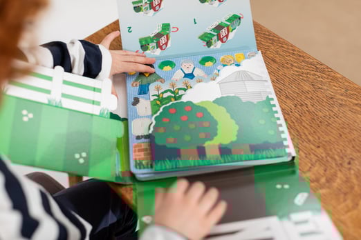 PlayPress - Story Playset - Farmyard