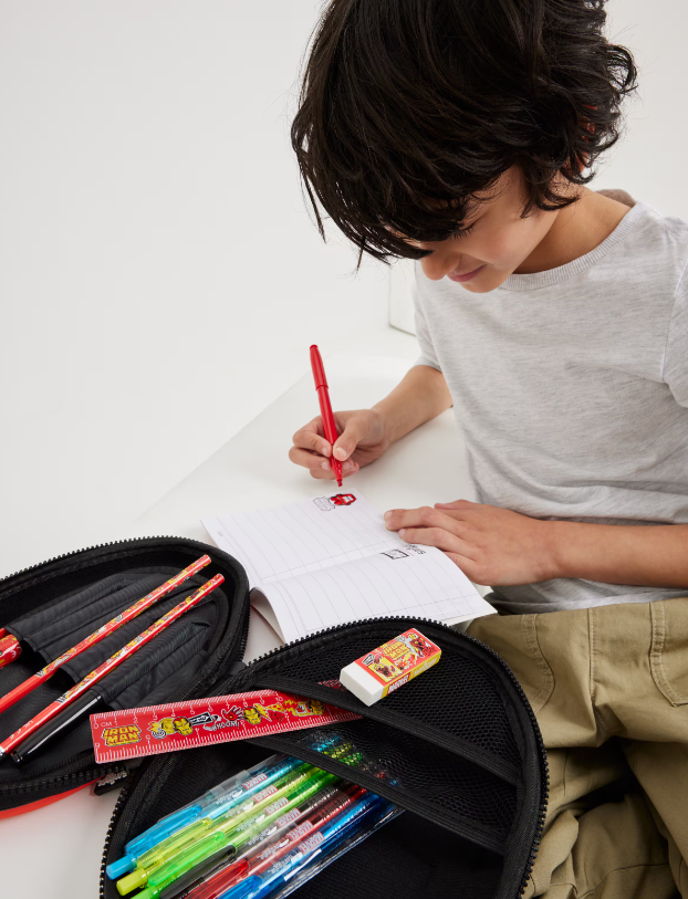 Smiggle Marvel Iron Man Kırtasiye Hediye Seti